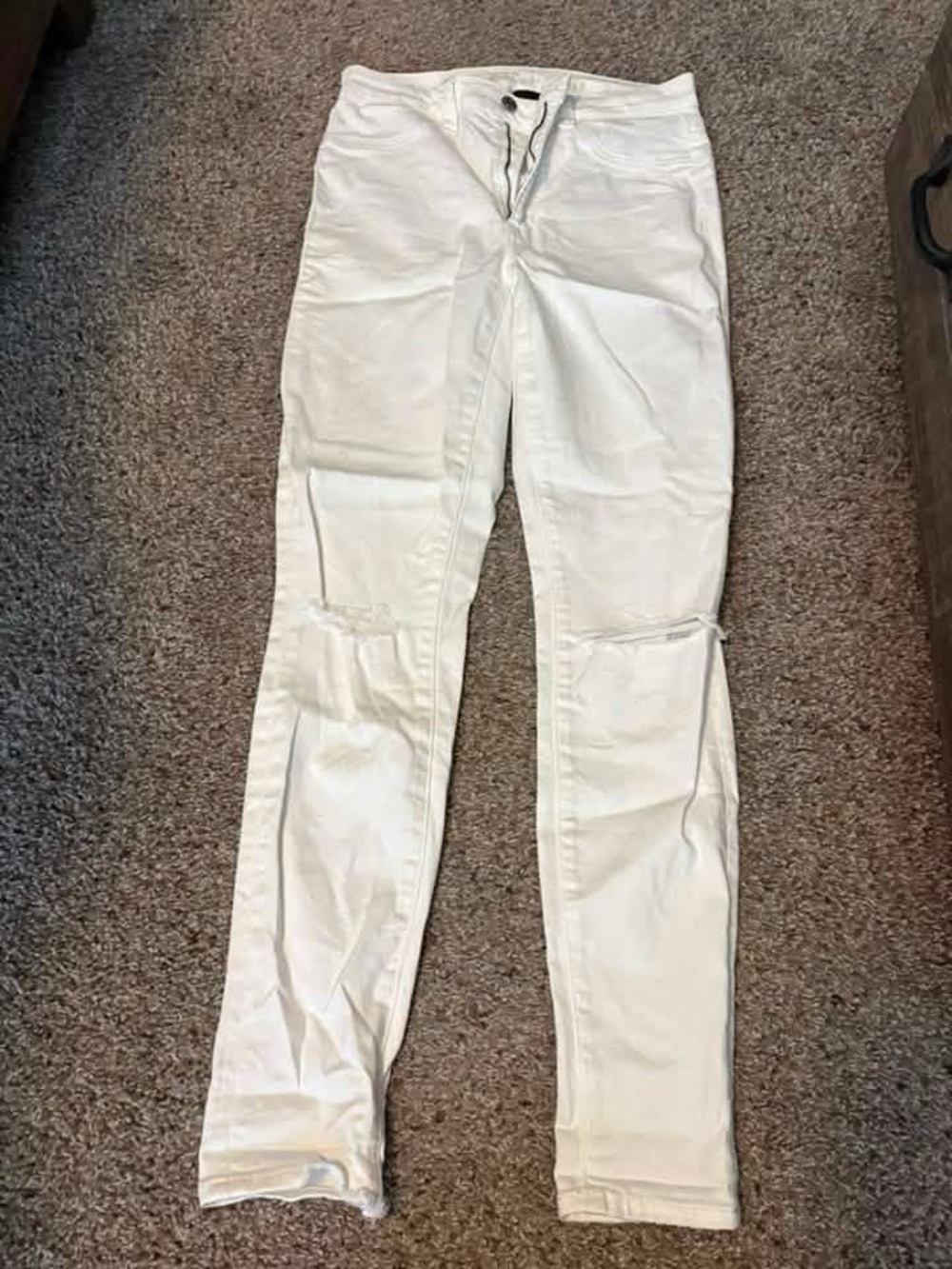 American Eagle White Skinny Jeans - Classic Stretch Fit